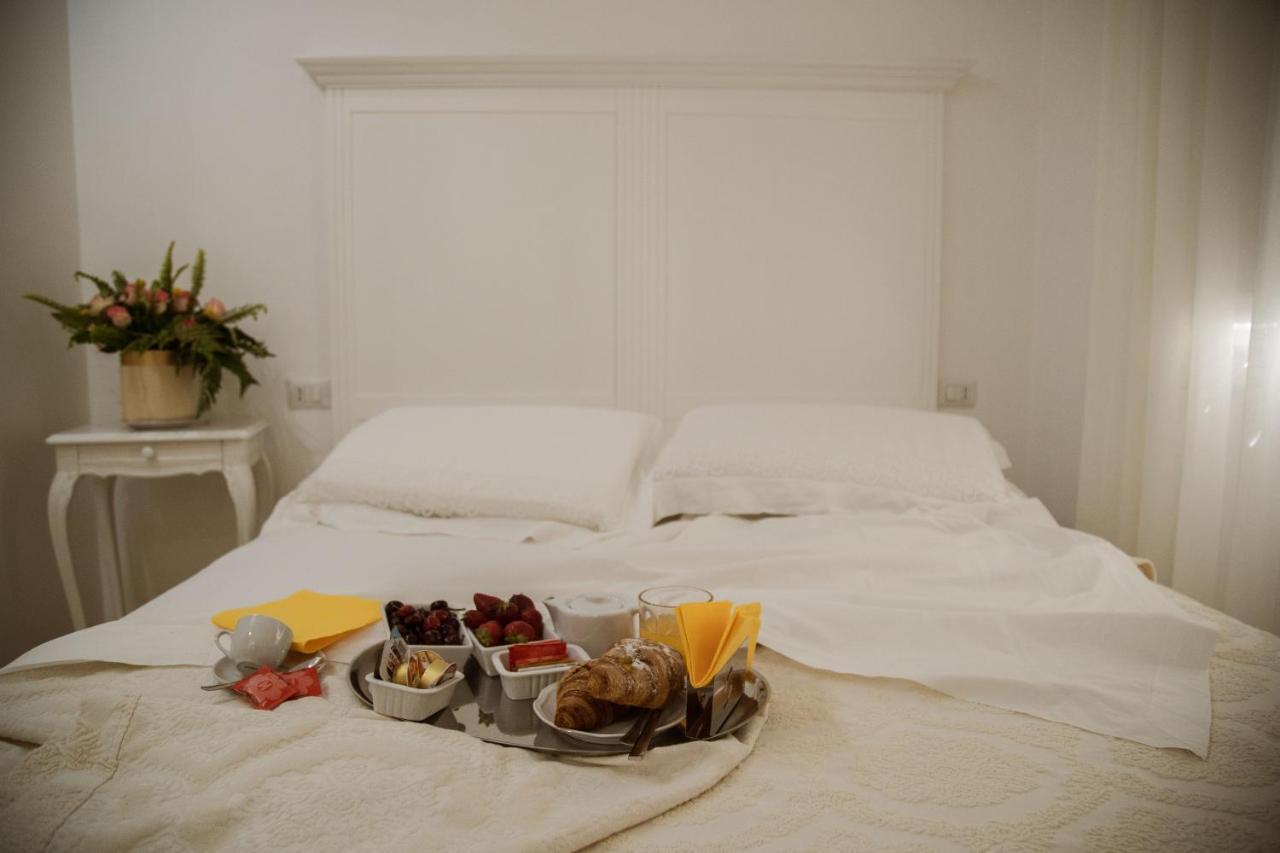 B&B L'Orizzonte Crotone Buitenkant foto