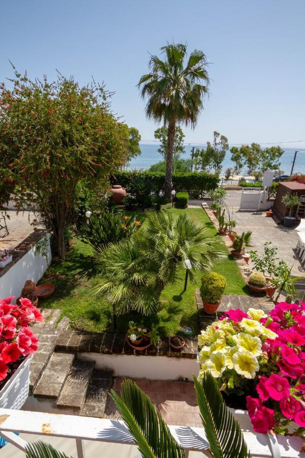 B&B L'Orizzonte Crotone Buitenkant foto